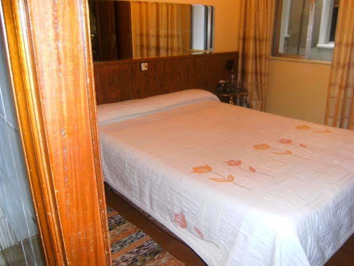 Hostal Suarez Madrid Chambre photo
