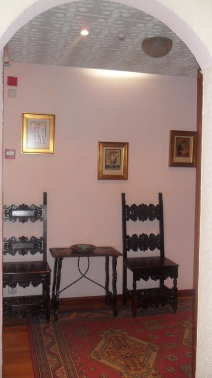Hostal Suarez Madrid Extérieur photo