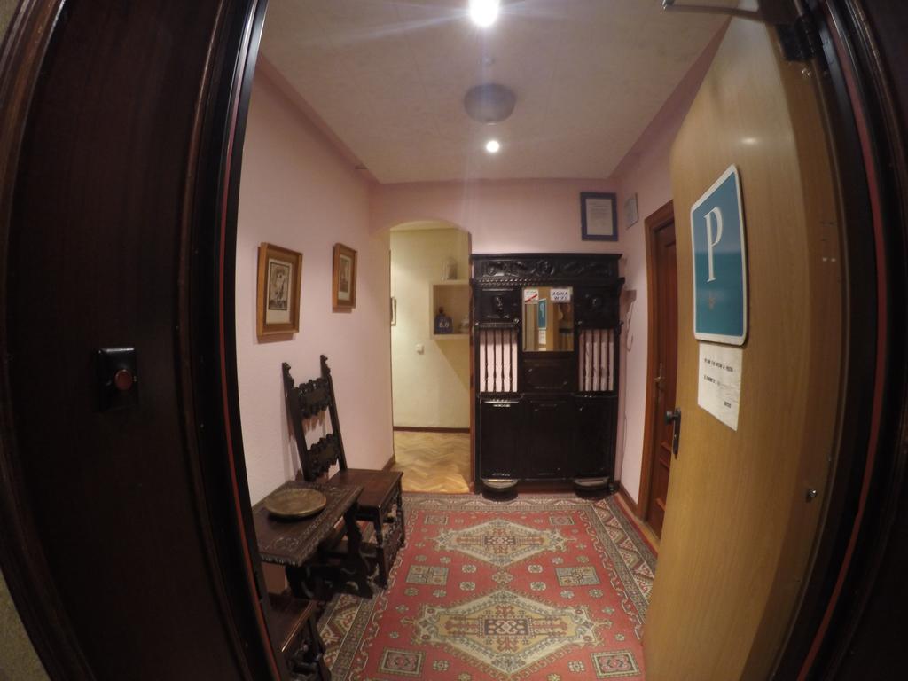 Hostal Suarez Madrid Extérieur photo